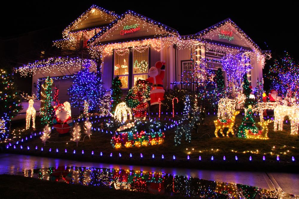 Super-lighted Christmas house, exterior